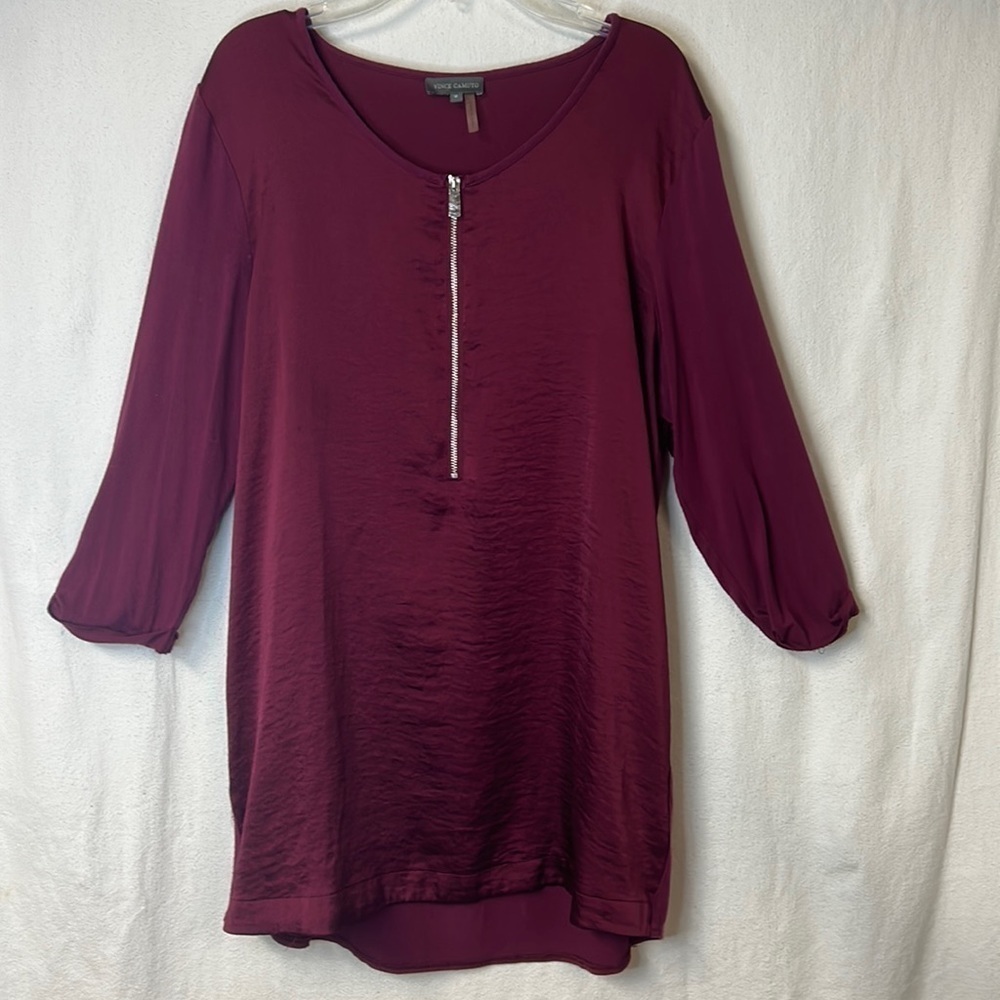 Vince Camuto Women’s Tunic Size M Burgundy Zip Front 3/4 Sleeve Shimmery